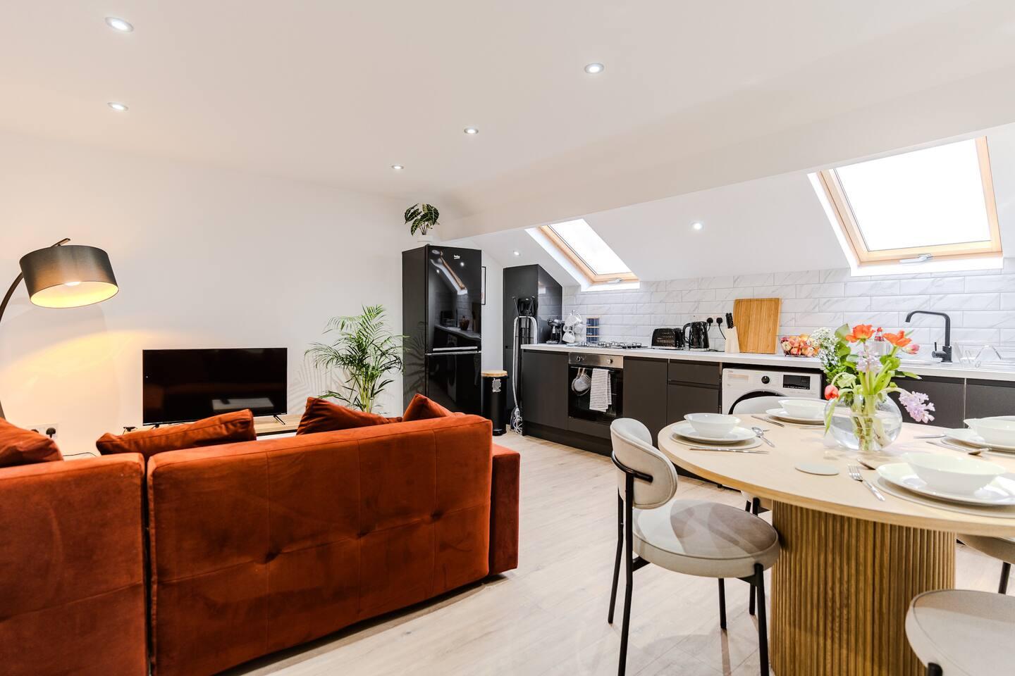 Stunning Sky view 2 BR Flat - Home Away from Home2